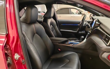 Toyota Camry, 2021 год, 3 299 000 рублей, 7 фотография