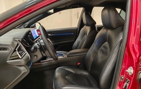 Toyota Camry, 2021 год, 3 299 000 рублей, 6 фотография