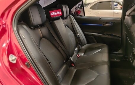 Toyota Camry, 2021 год, 3 299 000 рублей, 9 фотография