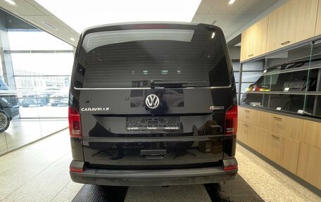 Volkswagen Caravelle T6 рестайлинг, 2020 год, 3 999 000 рублей, 7 фотография