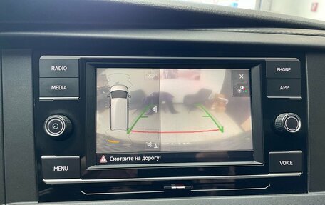 Volkswagen Caravelle T6 рестайлинг, 2020 год, 3 999 000 рублей, 24 фотография