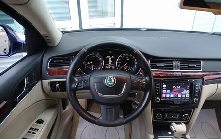 Skoda Superb III рестайлинг, 2008 год, 1 090 000 рублей, 5 фотография