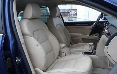 Skoda Superb III рестайлинг, 2008 год, 1 090 000 рублей, 13 фотография