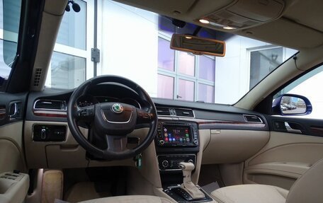 Skoda Superb III рестайлинг, 2008 год, 1 090 000 рублей, 14 фотография