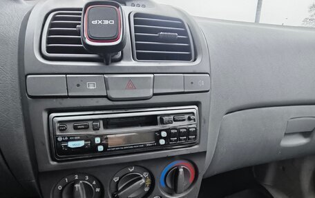 Hyundai Accent II, 2004 год, 350 000 рублей, 11 фотография