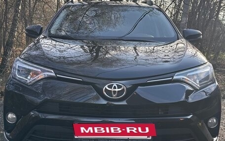 Toyota RAV4, 2016 год, 2 450 000 рублей, 7 фотография