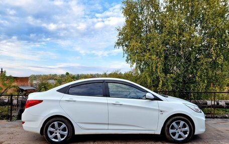 Hyundai Solaris II рестайлинг, 2014 год, 850 000 рублей, 2 фотография