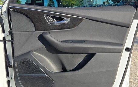Audi Q7, 2022 год, 4 800 000 рублей, 15 фотография