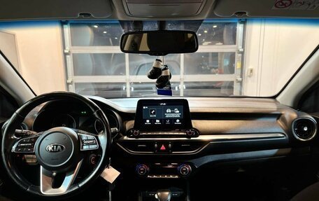 KIA Cerato IV, 2018 год, 1 790 000 рублей, 9 фотография