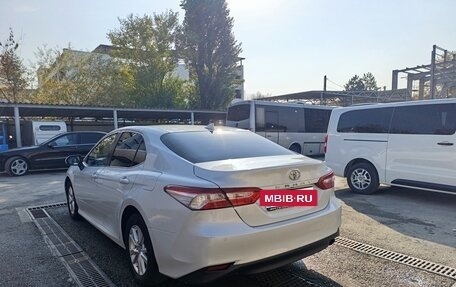 Toyota Camry, 2018 год, 2 080 000 рублей, 2 фотография