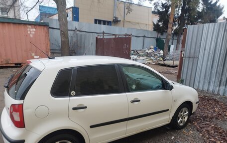 Volkswagen Polo IV рестайлинг, 2002 год, 250 000 рублей, 4 фотография