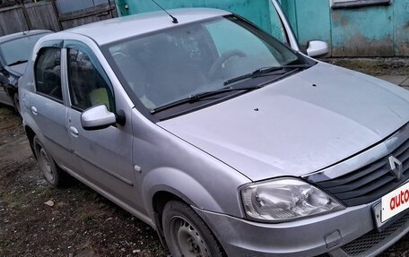 Renault Logan I, 2013 год, 320 000 рублей, 3 фотография