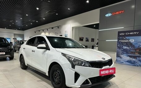 KIA Rio IV, 2020 год, 1 300 000 рублей, 3 фотография