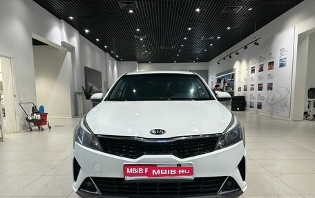 KIA Rio IV, 2020 год, 1 300 000 рублей, 2 фотография