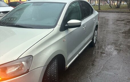 Volkswagen Polo VI (EU Market), 2013 год, 370 000 рублей, 3 фотография