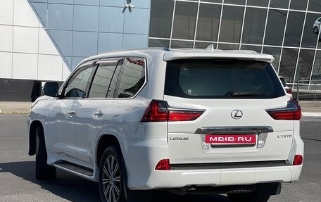 Lexus LX III, 2016 год, 6 800 000 рублей, 10 фотография