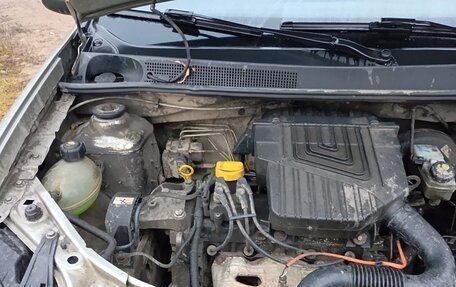 Renault Logan II, 2017 год, 450 000 рублей, 14 фотография