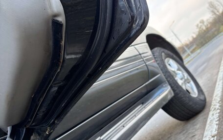 Lexus LX II, 2005 год, 2 500 000 рублей, 24 фотография