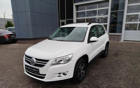 Volkswagen Tiguan I, 2011 год, 985 000 рублей, 4 фотография