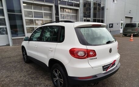 Volkswagen Tiguan I, 2011 год, 985 000 рублей, 6 фотография