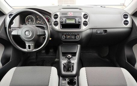 Volkswagen Tiguan I, 2011 год, 985 000 рублей, 12 фотография