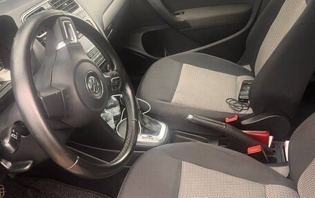 Volkswagen Polo VI (EU Market), 2014 год, 850 000 рублей, 11 фотография