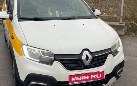 Renault Logan II, 2019 год, 950 000 рублей, 1 фотография