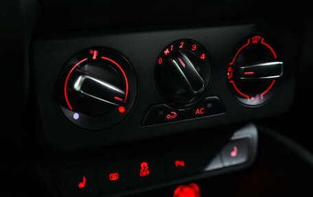 Audi A1, 2013 год, 1 169 000 рублей, 18 фотография