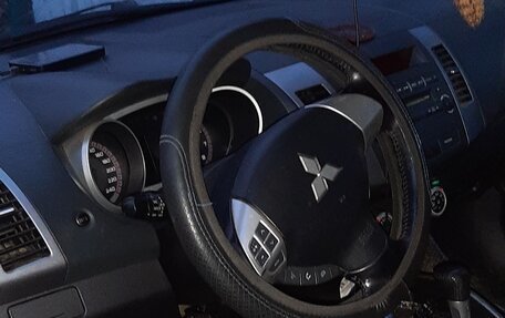 Mitsubishi Outlander III рестайлинг 3, 2008 год, 860 000 рублей, 6 фотография