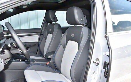 Volkswagen Golf VIII, 2025 год, 3 450 000 рублей, 11 фотография