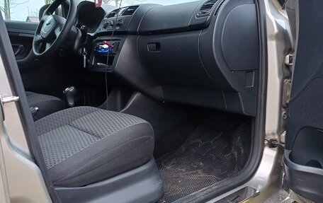 Skoda Fabia II, 2011 год, 665 000 рублей, 6 фотография