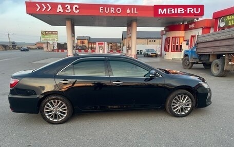 Toyota Camry, 2017 год, 2 200 000 рублей, 5 фотография