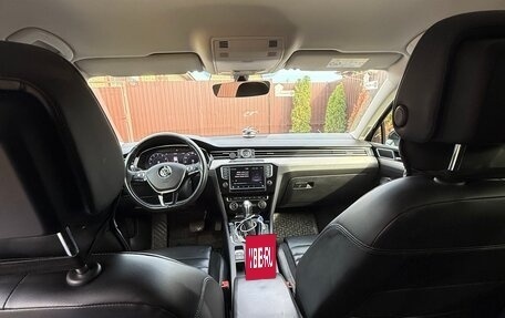 Volkswagen Passat B8 рестайлинг, 2016 год, 1 650 000 рублей, 12 фотография