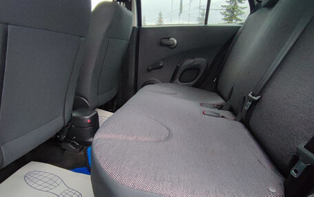 Nissan Micra III, 2005 год, 460 000 рублей, 15 фотография