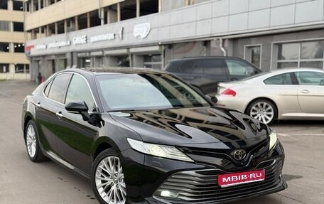 Toyota Camry, 2019 год, 2 990 000 рублей, 1 фотография