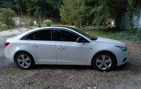Chevrolet Cruze II, 2010 год, 640 000 рублей, 5 фотография