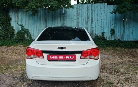 Chevrolet Cruze II, 2010 год, 640 000 рублей, 2 фотография