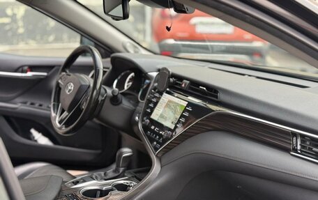 Toyota Camry, 2019 год, 2 990 000 рублей, 7 фотография