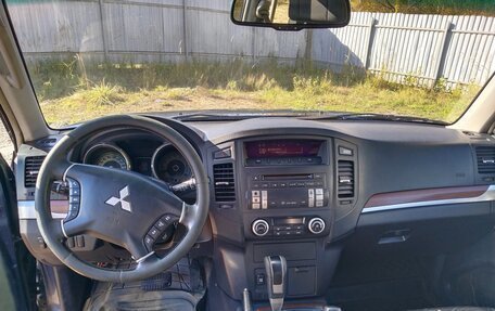 Mitsubishi Pajero IV, 2008 год, 1 300 000 рублей, 3 фотография