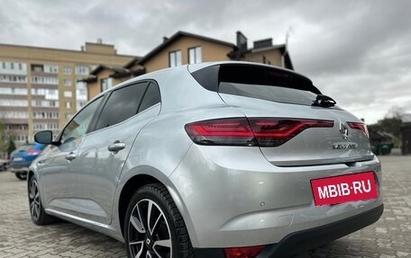 Renault Megane IV, 2020 год, 1 700 000 рублей, 11 фотография