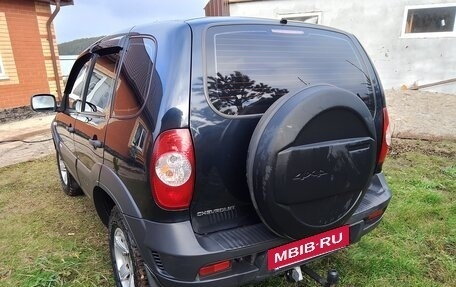 Chevrolet Niva I рестайлинг, 2012 год, 620 000 рублей, 4 фотография
