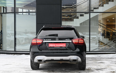 Mercedes-Benz GLA, 2019 год, 2 750 000 рублей, 7 фотография