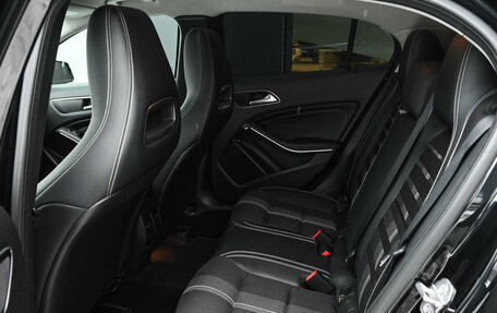 Mercedes-Benz GLA, 2019 год, 2 750 000 рублей, 12 фотография