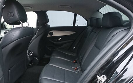 Mercedes-Benz E-Класс, 2021 год, 3 750 000 рублей, 11 фотография