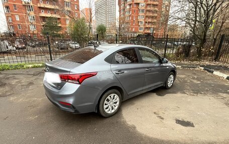 Hyundai Solaris II рестайлинг, 2017 год, 1 160 000 рублей, 5 фотография