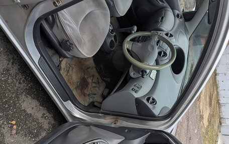 Toyota Vitz, 2001 год, 290 000 рублей, 3 фотография