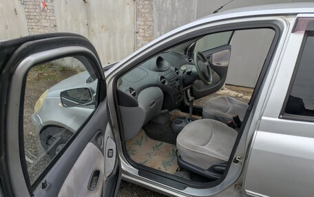 Toyota Vitz, 2001 год, 290 000 рублей, 7 фотография