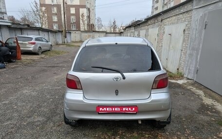 Toyota Vitz, 2001 год, 290 000 рублей, 33 фотография