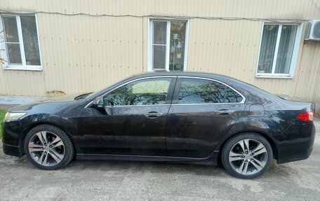 Honda Accord VIII рестайлинг, 2012 год, 900 000 рублей, 9 фотография