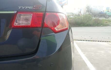 Honda Accord VIII рестайлинг, 2012 год, 900 000 рублей, 11 фотография